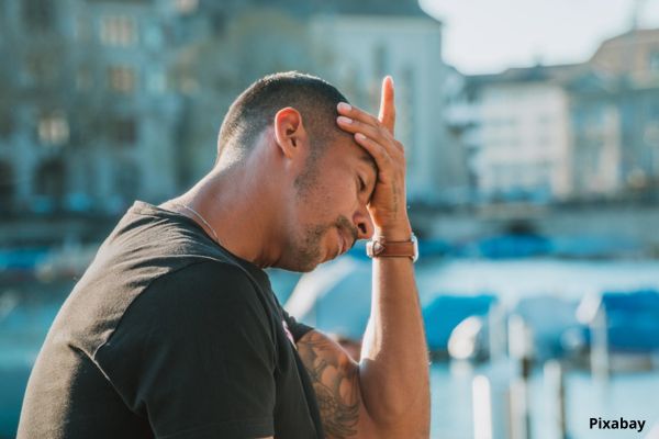 Découvrir les dangers cachés de l&rsquo;hypnose : ce que personne ne veut que vous sachiez