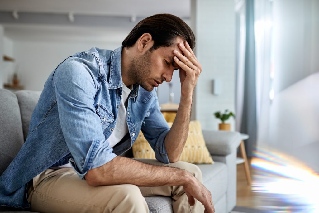 découvrez comment l'hypnose peut aider à surmonter la dépression. explorez des techniques de relaxation et de rééducation mentale pour améliorer votre bien-être émotionnel.