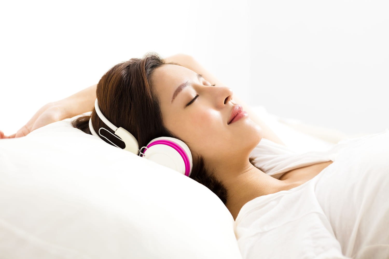 découvrez comment l'hypnose pour le sommeil peut vous aider à retrouver un repos réparateur. plongez dans des techniques efficaces pour vaincre l'insomnie et améliorer la qualité de votre sommeil grâce à l'hypnose.