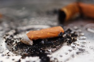 découvrez les avis sur l'hypnose pour arrêter de fumer. apprenez comment cette méthode peut vous aider à surmonter votre dépendance au tabac et à retrouver un mode de vie sain.